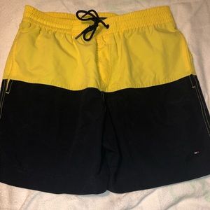 Men’s Tommy Hilfiger bathing suit Large